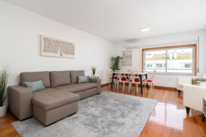Host Wise – Spacious Escape Near the Beach